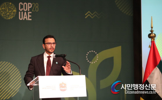 Abdulla Saif Al Nuaimi, Ambassador of the United Arab Emirates to the Republic of Korea, delivers an opening speech at the 'Road to COP28 in the UAE' event held at the Four Seasons Hotel in Gwanghwamun, Seoul on Aug. 31./ Courtesy of the UAE Embassy
