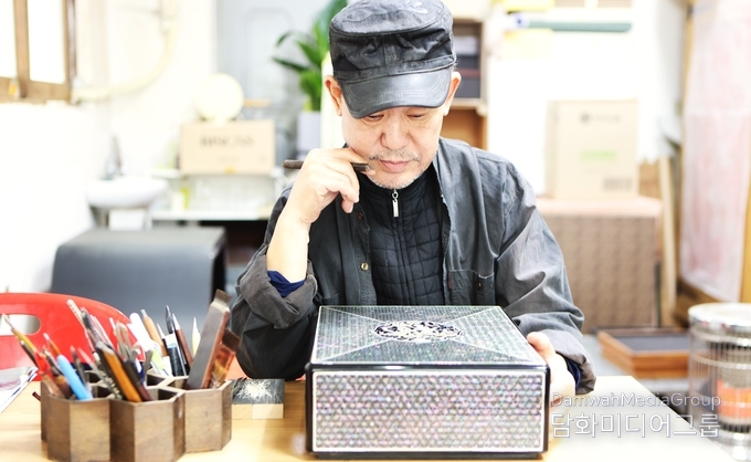 국가무형문화재 나전장 최상훈, (사진=담화미디어그룹)