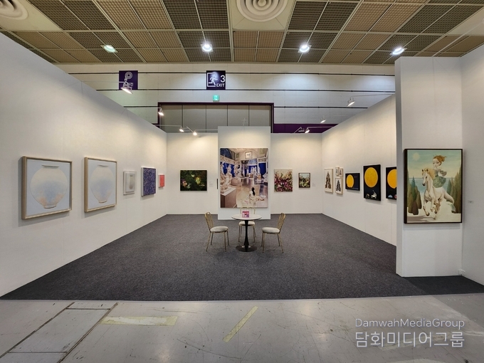 갤러리 명 참여부스