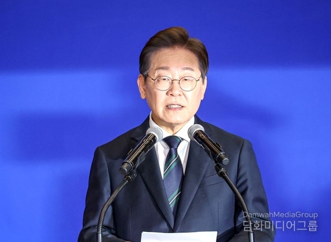 제21대 대통령 선거에서 더불어민주당 이재명 후보가 당선을 확정지으며 대한민국은 3년 만에 정권교체를 맞이했다. (사진 - 민주당)