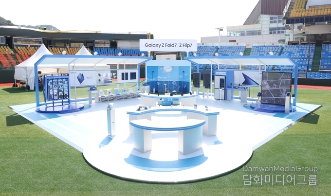  대전 중구 한화 이글스파크에 오픈한 ‘갤럭시 체험존’전경