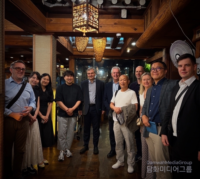 크로아티아 대사 주최로 열린 포드라브카의 이반 후달리 이사 내외와 한국 바이어들과의 만찬 (사진_크로아티아관광청/CNTB)