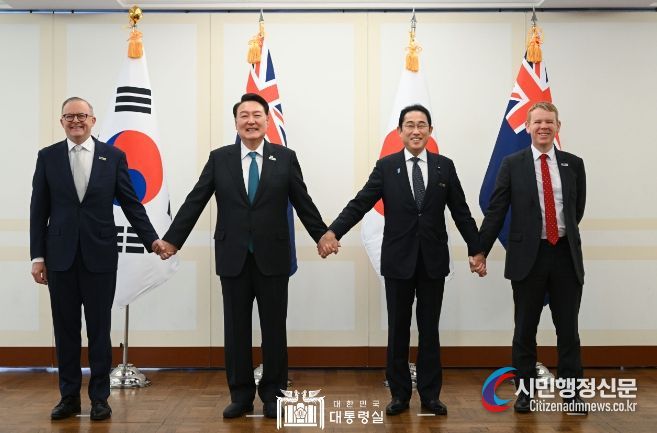 7월 12일 윤석열 대통령은 아태파트너국(AP4) 정상회동을 가졌다.