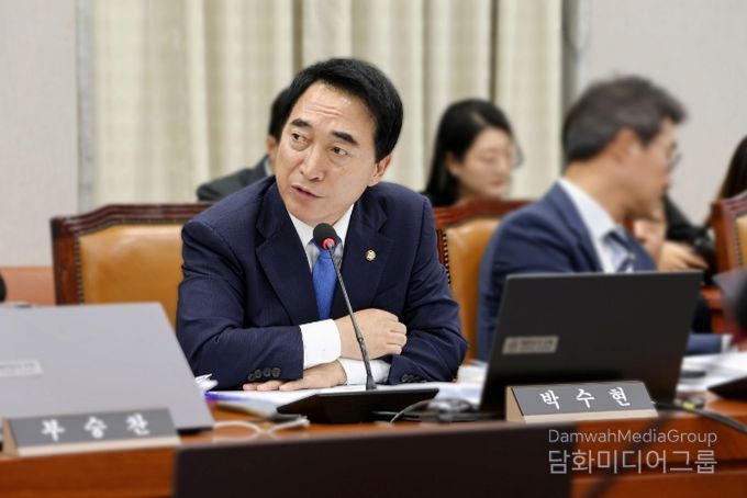 박수현 의원(더불어민주당 / 충남 공주·부여·청양)