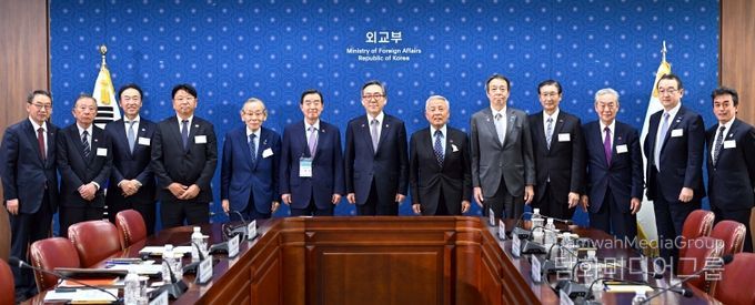 조태열 장관, 일한경제협회 대표단 접견