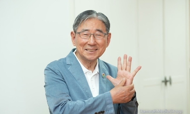 박동창의 맨발걷기학 칼럼 3, 맨발걷기, 인류가 꿈꾸어 온 무병장수의 열쇠- 조물주의 인간설계론
