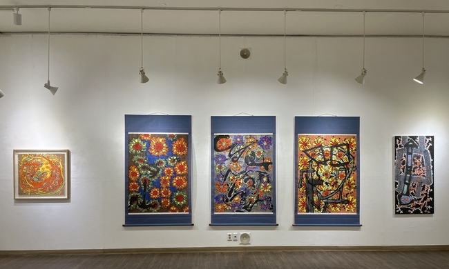 석창우 제47회 초대 개인전 《침묵을 일깨우는 정중동의 크로키 미학》