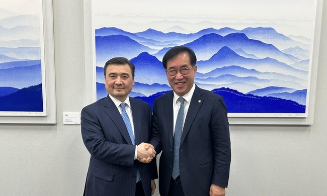 누르갈리 아르스타노프 주한 카자흐스탄 대사, 대한민국 국회 의원과 면담