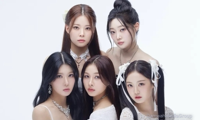 “긍정의 마법을 건다!” 5인 5색 글로벌 루키, 걸그룹 ‘위치스(WITCHX)’ 가요계 출사표