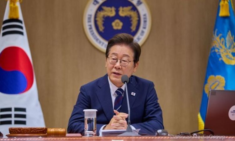 이재명 대통령 "선출 권력에 의해 국민 주권 발현…국회 존중하길"