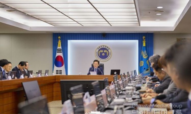 이재명 대통령, 수석보좌관회의 주재
