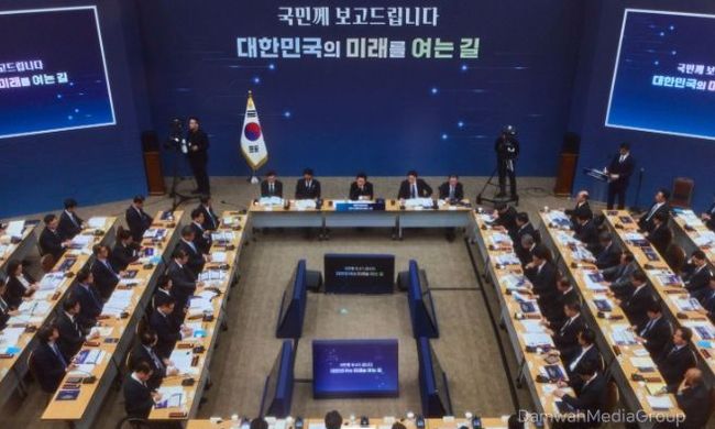 이재명 대통령 "노동자들 권익 보호에 최선 다해 달라"