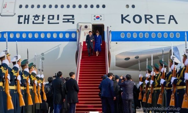 이재명 대통령, 중국 베이징 도착…동포간담회로 국빈 일정 시작