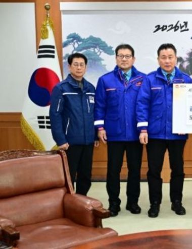 모범운전자연합회 김천지회 “이웃사랑 성금” 전달