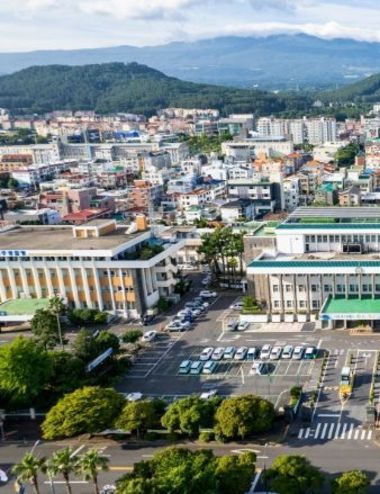 오영훈 제주도지사 “우주, 미래가 아닌 현실”…아시아 최대 민간 우주 지상국 방문