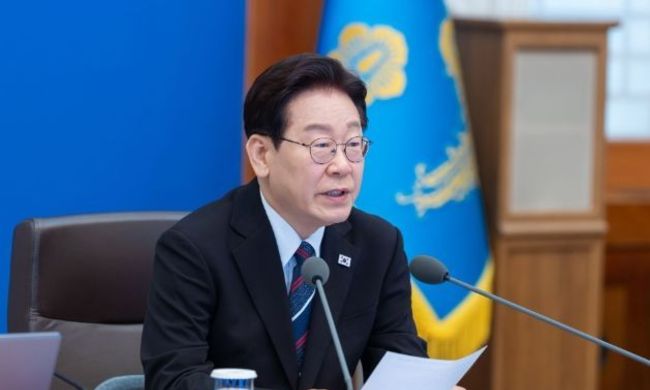 이 대통령 "국가 안보 차원서 첨단 기술과 인재 중점 보호"