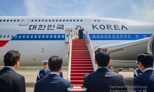 이 대통령, 인도·베트남 순방 출국…20일 모디 총리와 정상회담