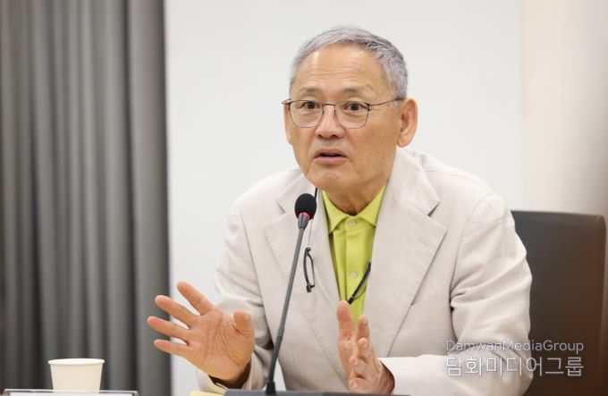문화체육관광부 유인촌 장관