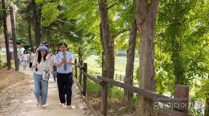 도성훈 인천광역시교육감, 연수구 시민소통참여단과 읽걷쓰 소통간담회