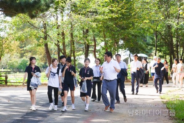 도성훈 인천광역시교육감, 남동구 시민소통참여단과 함께 읽걷쓰 참여