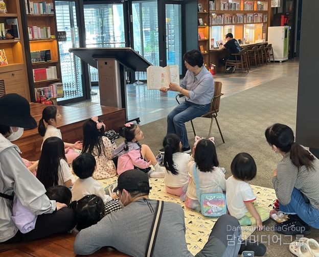 기둥도서관, 주말 책놀이 프로그램 운영