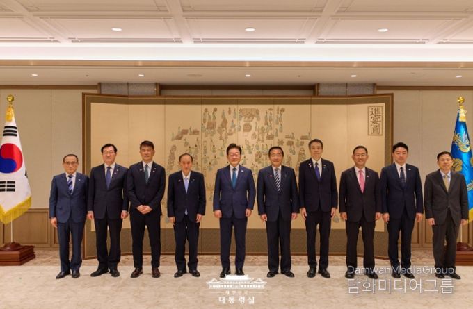한일의원연맹 일본대표단 접견(대통령실)