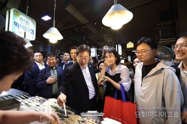 서울 은평구 연서시장 방문 (대통령실)