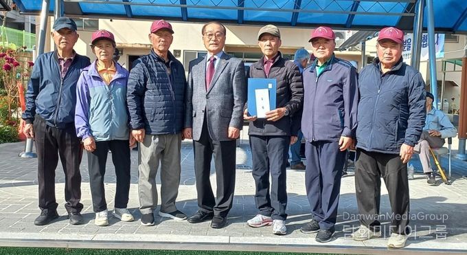 게이트볼대회 우승팀 ‘매포팀’