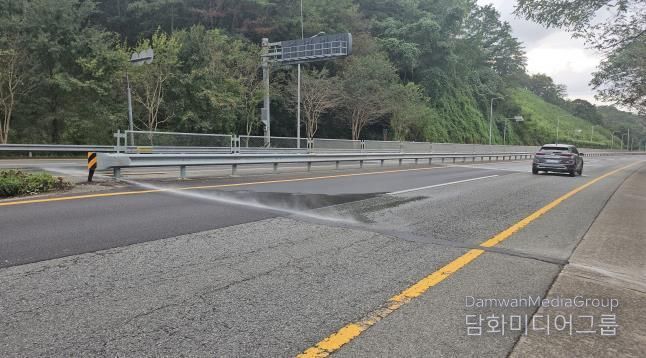 자동염수분사장치 분사 사진