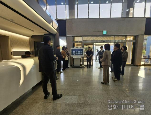 상주아카이브 배리어프리(Barrier-Free) 키오스크 서비스