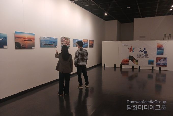 ‘섬비엔날레 보령 오섬 사진 공모전’ 우수작품 전시회 개최
