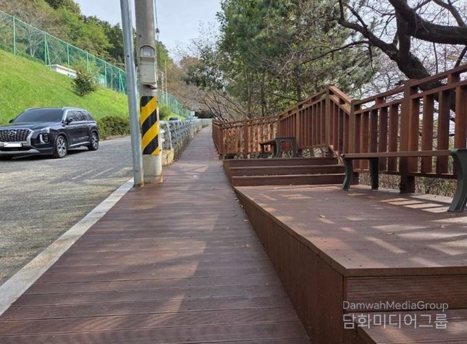 공중 목재데크길 조성완료