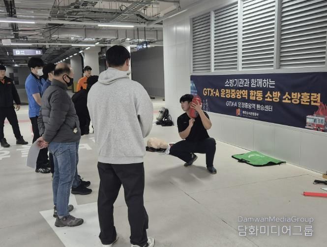 파주교하소방서 소방대원의 지도 아래 소화기 및 옥내소화전 사용방법·주의사항 실습