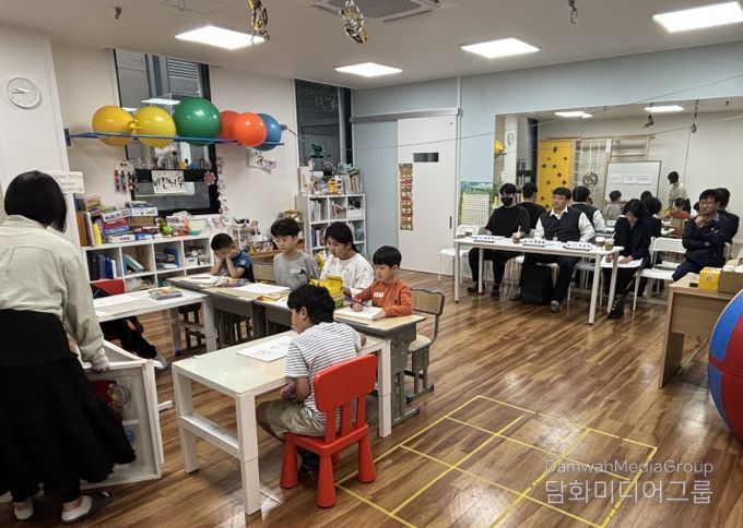 지난 10월 18일 광양에서 ‘함께 배우GO, 성장하GO’ 수업 컨설팅이 진행되고 있다.