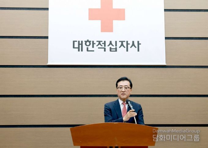 대전시의회 조원휘 의장 “화합과 봉사 이어갈 새로운 출발 기대”