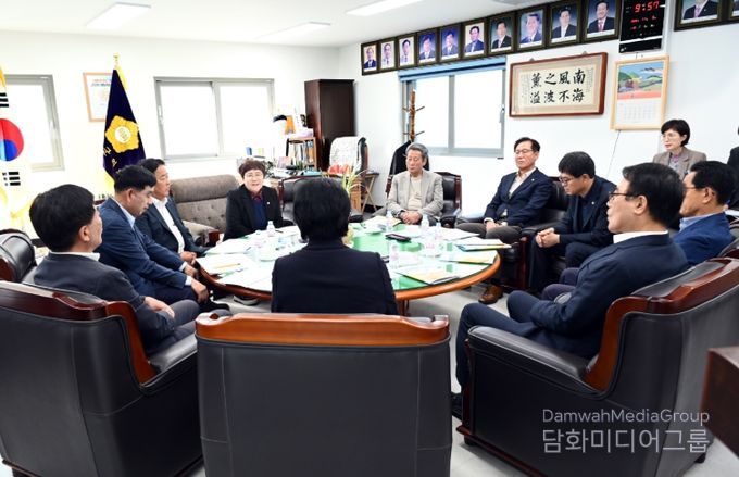 11월 정례 의원간담회