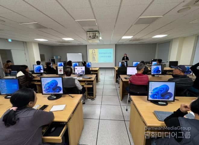 고성군 ‘AI 및 챗GPT 기초’ 군민 정보화교육 실시