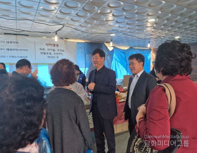 노인 복지 향상 기여 및 나눔 문화 확산 위해 각각 바자회