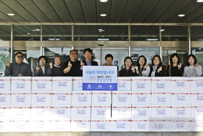 수원시 권선구 지역사회보장협의체, 제철김치 나눔 전달식 가져