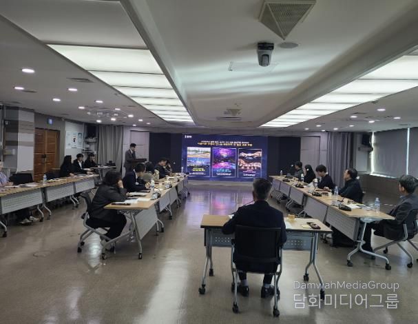 신정호정원 야간경관 조성사업 최종보고회 개최 모습