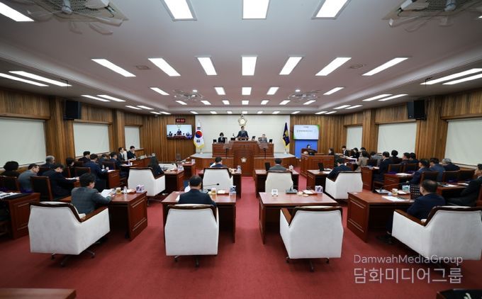 제305회 정례회 1차 본회의