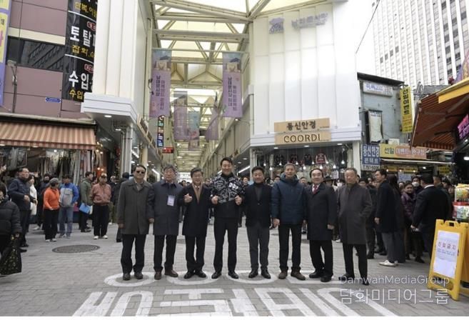 남대문시장 아케이드 준공식 사진