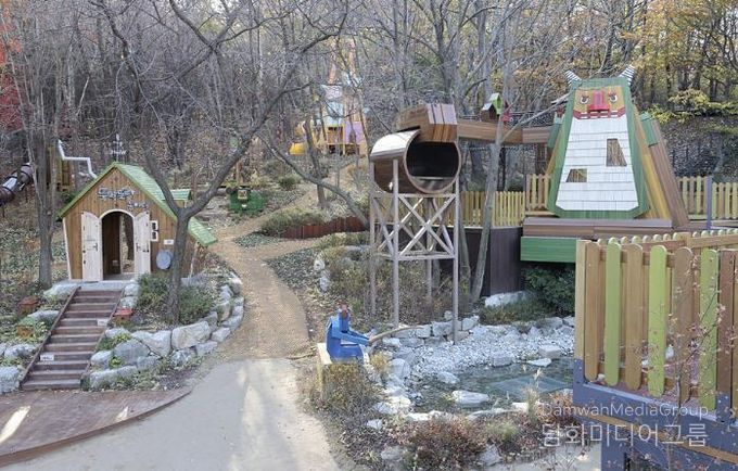 ‘뚝딱뚝딱 놀이터’ 조성 사진