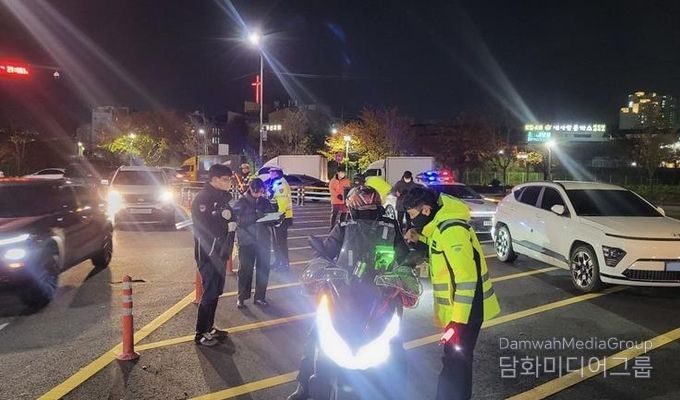 파주시, 이륜차 소음·불법 개조 야간 합동단속 실시