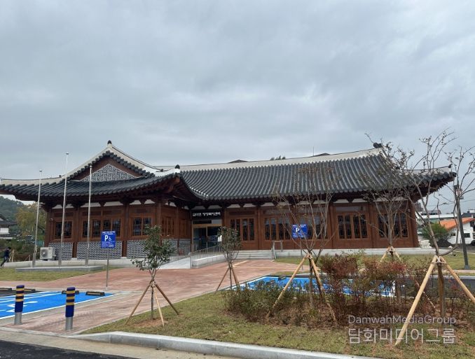 장애인 친화 공공청사 '금마면 행정복지센터'