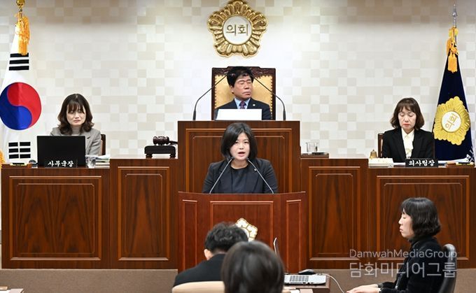 제290회 정례회 제2차 본회의 남지원 의원 5분발언 모습