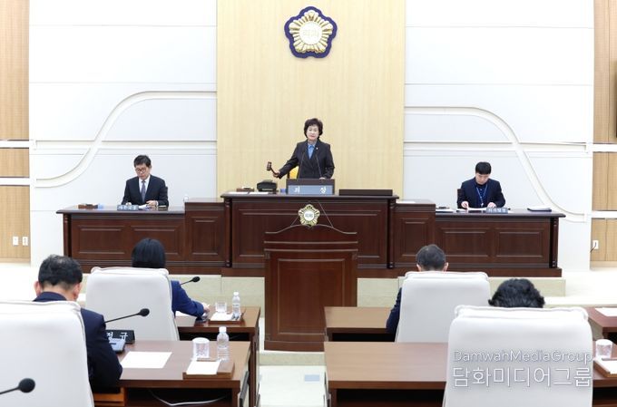 제260회 임시회 제1차 본회의(오관영의장)