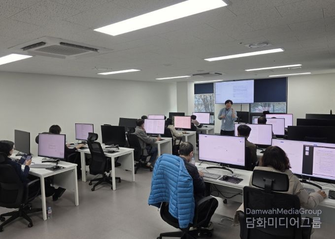 주민참여위원 대상‘생성형 인공지능(AI)를 올바르게 활용하기’교육