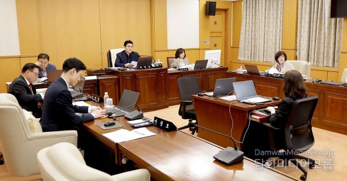 행정자치위원회