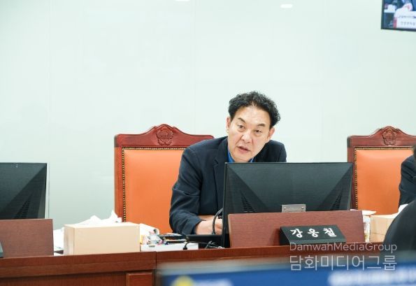 경기도의회 강웅철 의원